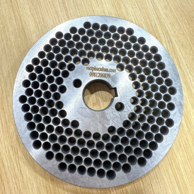 mặt sàn ép cám viên