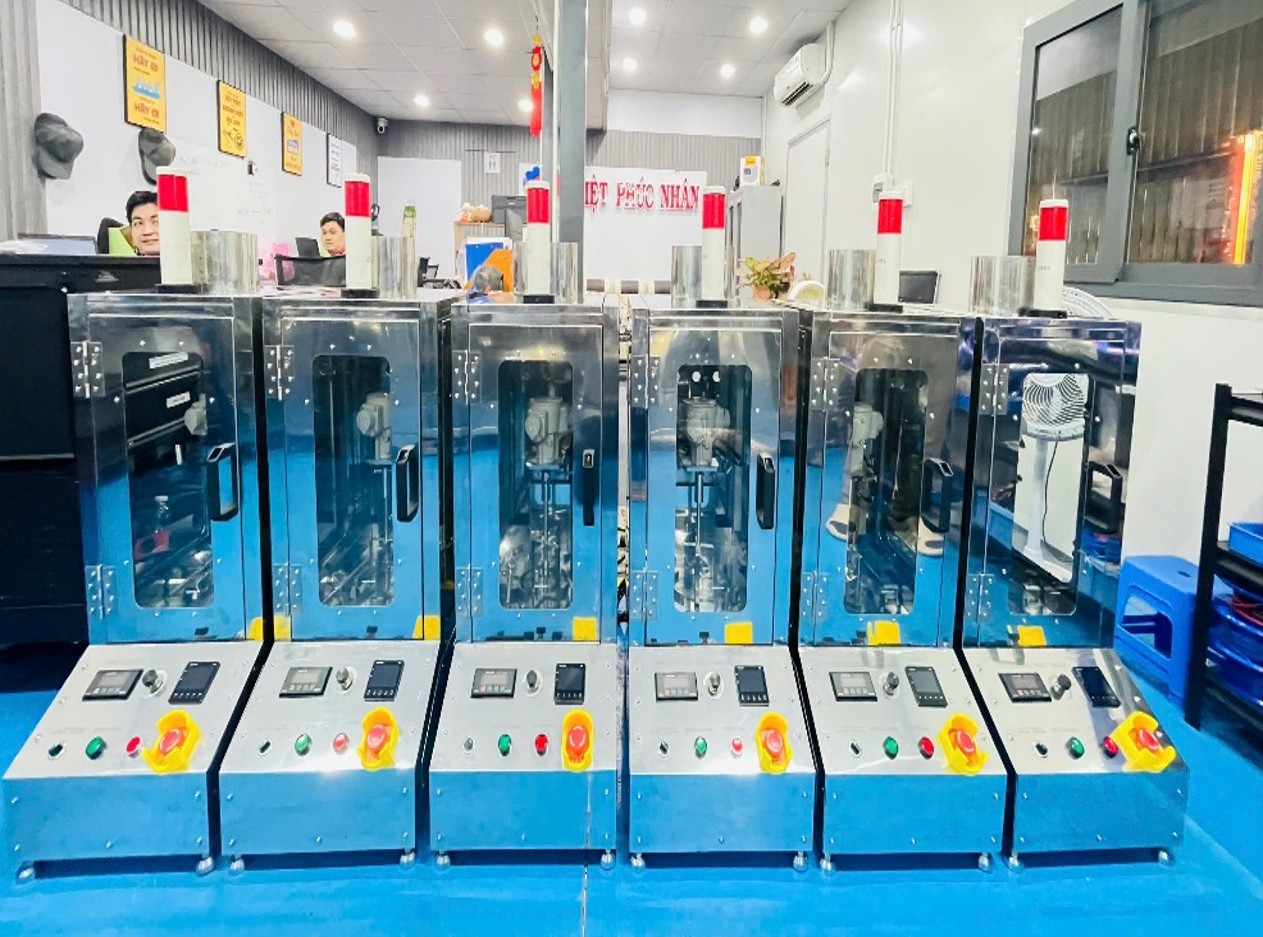 Máy Khuấy Sơn Tự Động Máy Khuấy Sơn Tự Động